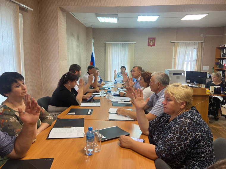 Об итогах реализации программ по развитию территории говорили на заседании Думы Звериноголовского округа.
